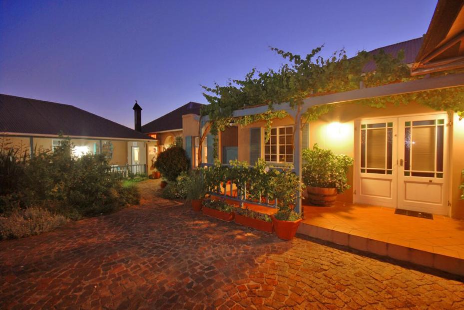 Guinea Fowl Lodge Knysna Esterno foto